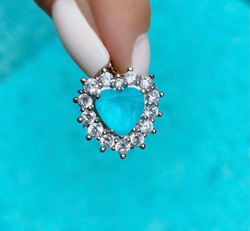 Colar Coração TITANIC Cravejado com Zircônias - Imagem 3